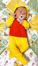 Load image into Gallery viewer, Adorable Pooh Newborn Photo Set