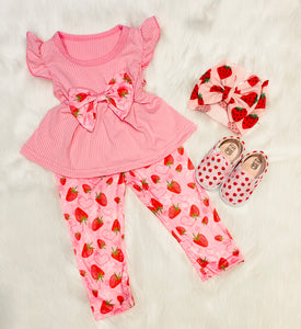 Pink & Strawberries 2pc set