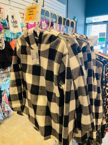 Black & White Plaid Fleece Pullover