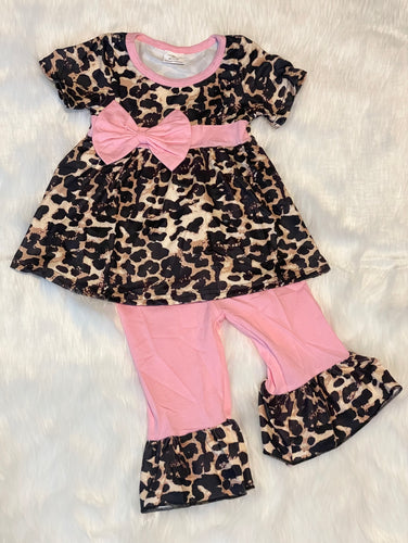 Leopard & Pink 2pc Ruffled Capris Set