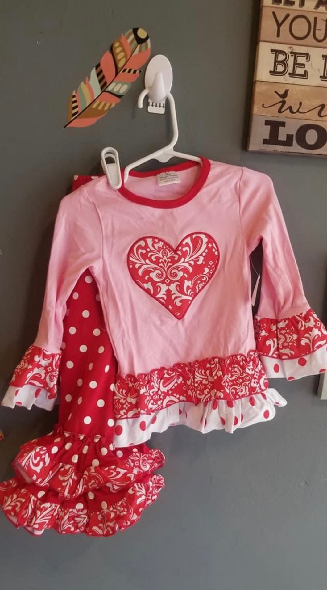 🎈CLEARANCE 🎈Valentines 2 pc boutique ruffle outfit