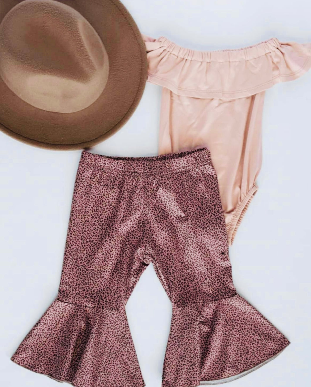 🎈CLEARANCE 🎈Mauve Cheetah Bell Bottoms